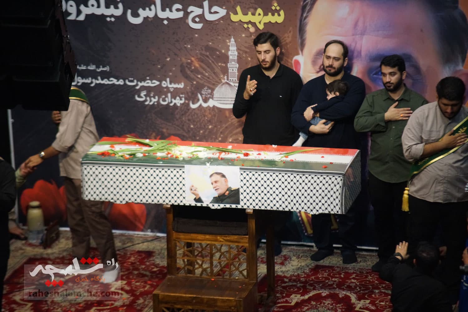 وداع باشکوه با پیکر مطهر شهید راه قدس +تصاویر — تصویر 41