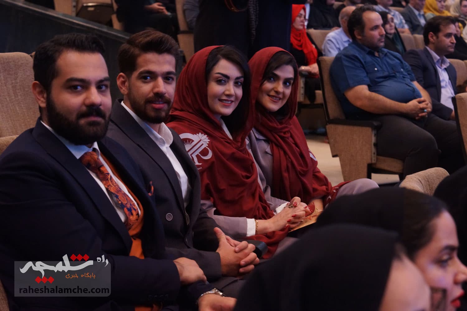آیین گرامیداشت «روز پزشک» با حضور پزشکیان برگزار شد +تصاویر — تصویر 43