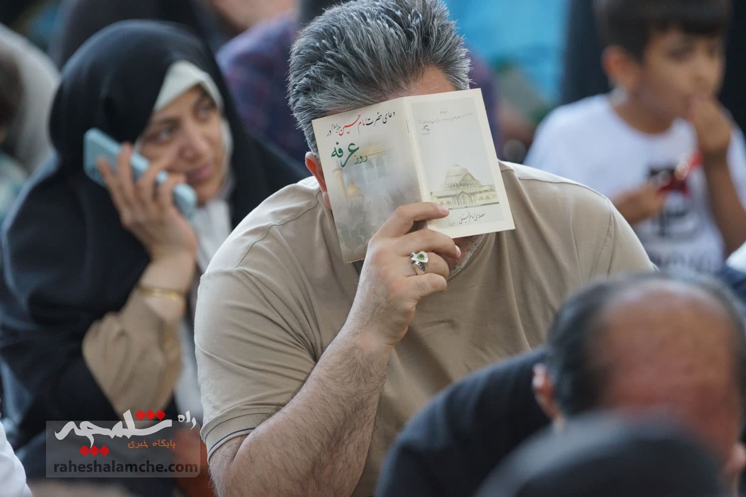 مراسم دعای عرفه در مصلی امام خمینی(ره) برگزار شد +تصاویر — تصویر 42