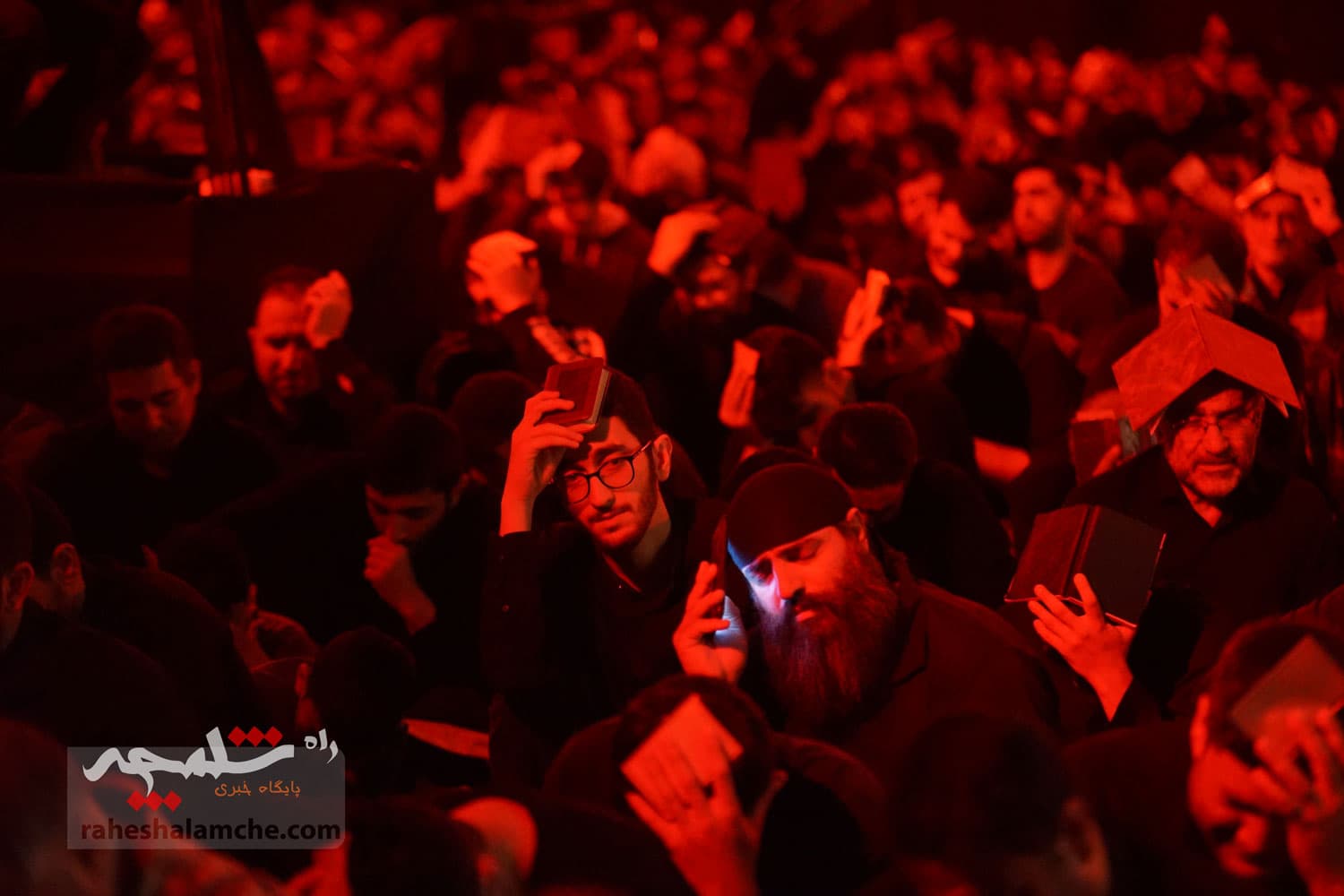برگزاری مراسم قدر شب بیستوسوم ماه مبارک رمضان در بابل +تصاویر — تصویر 73