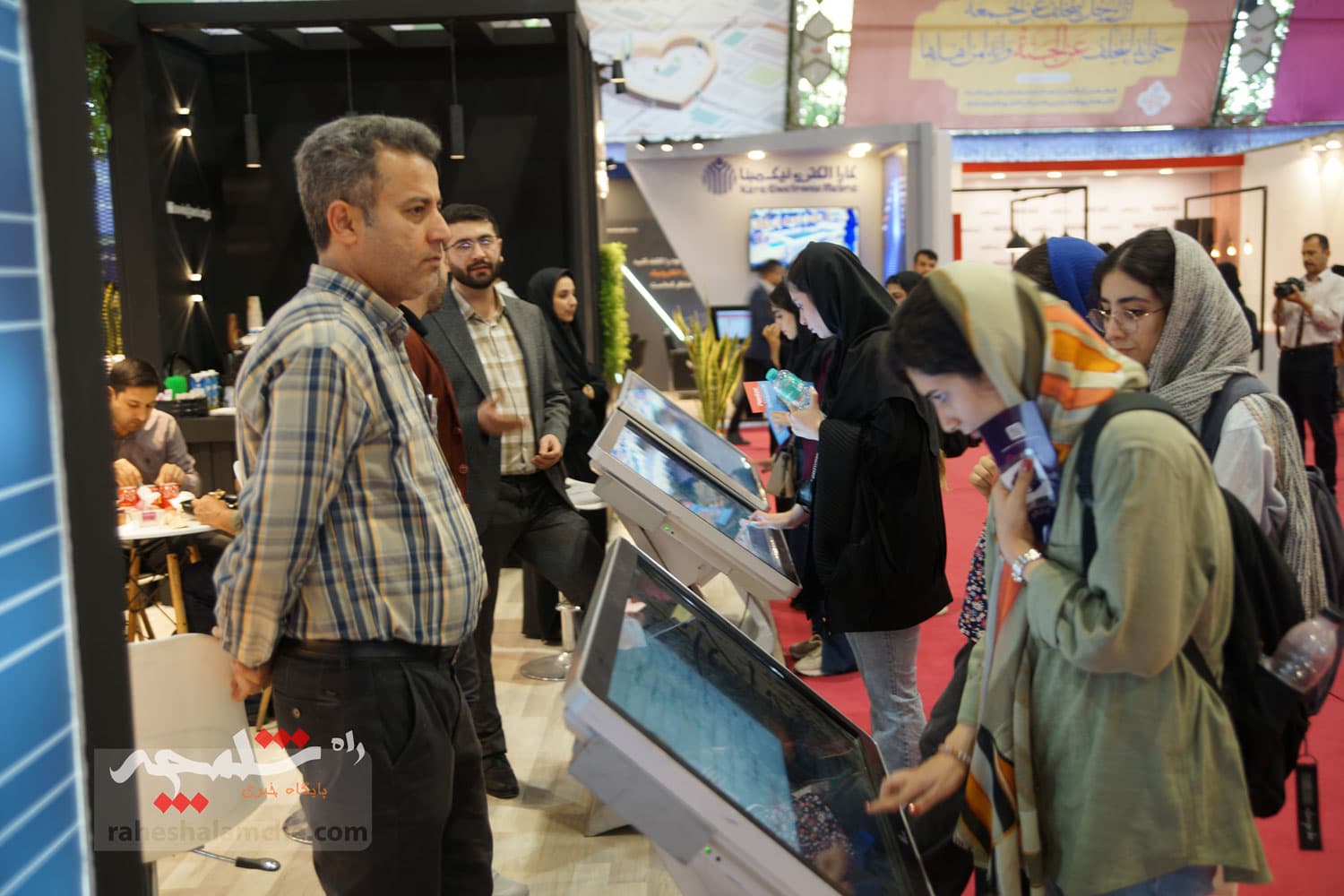 دومین «نمایشگاه کار» دانشگاه تهران +تصاویر — تصویر 25