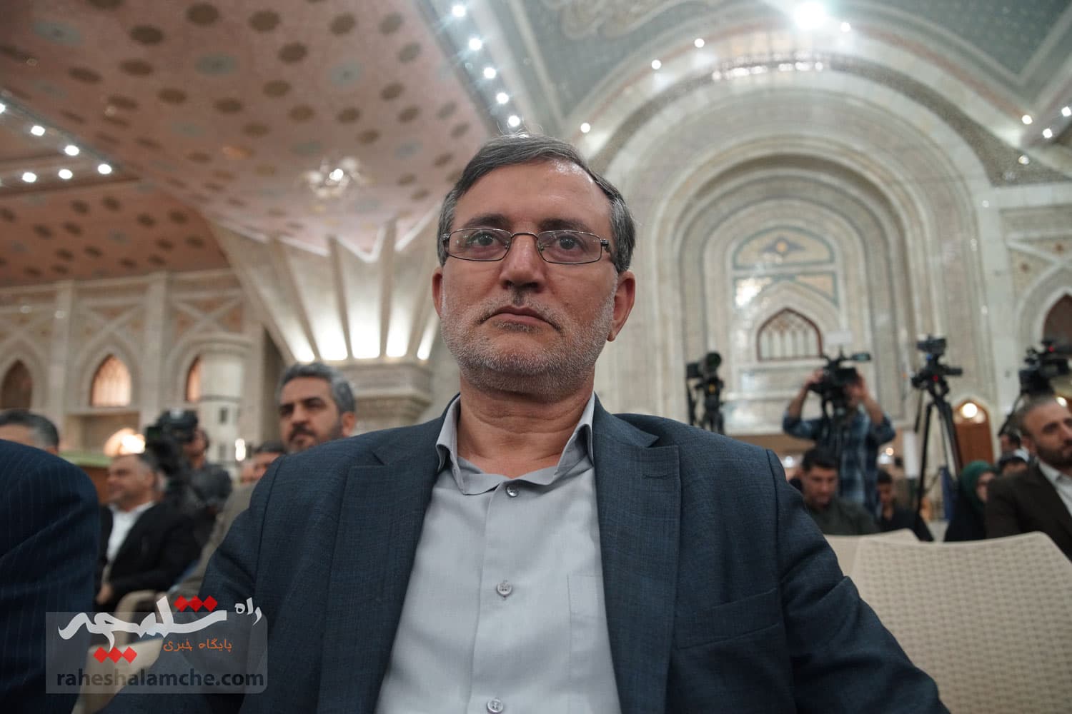 حضور نمایندگان مجلس در حرم امام خمینی(ره) +تصاویر — تصویر 83