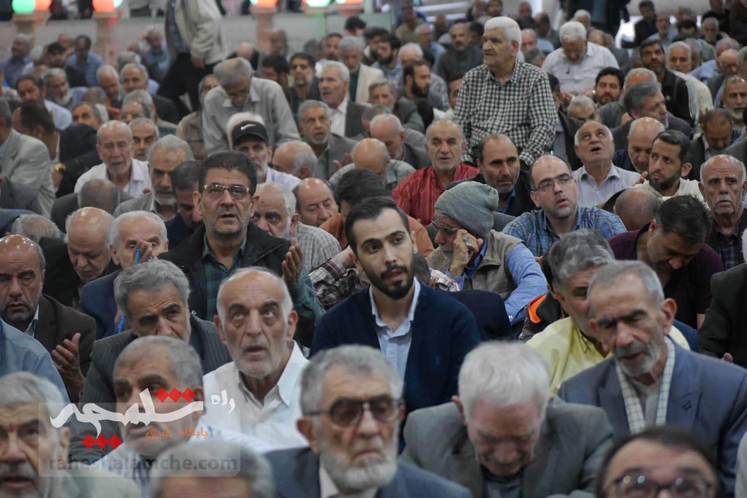 نماز جمعه 15 فروردین تهران برگزار شد +تصاویر — تصویر 37