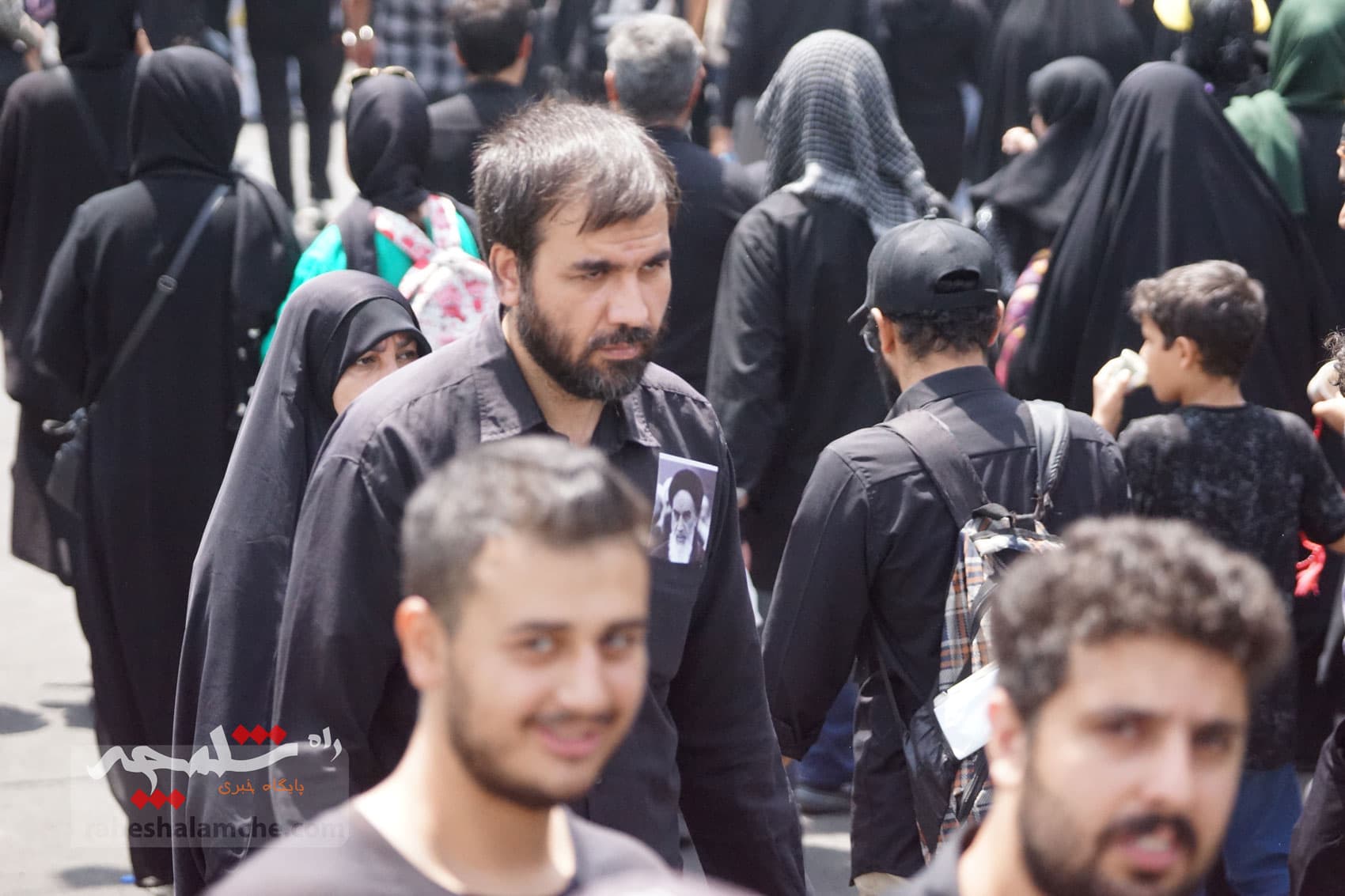 جاماندگان پیاده اربعین حسینی در تهران +تصاویر — تصویر 51
