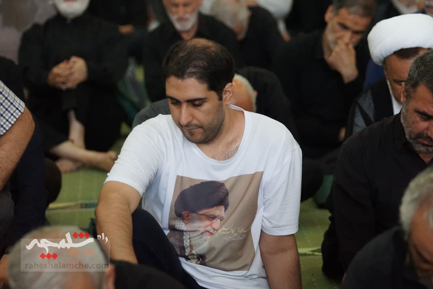 نماز جمعه تهران برگزار شد +تصاویر — تصویر 34