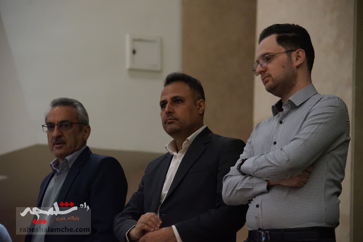 وزیر اقتصاد با 182 رای برکنار شد +تصاویر حاشیهها — تصویر 67