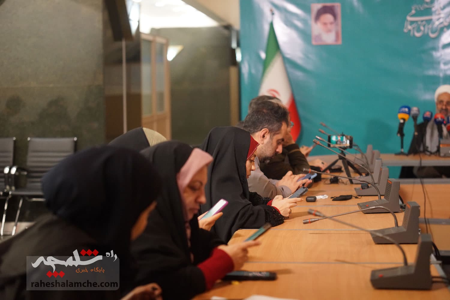 نشست خبری پژمانفر در تشریح اقدامات کمیسیون اصل نود در سال 1403 +تصاویر — تصویر 32