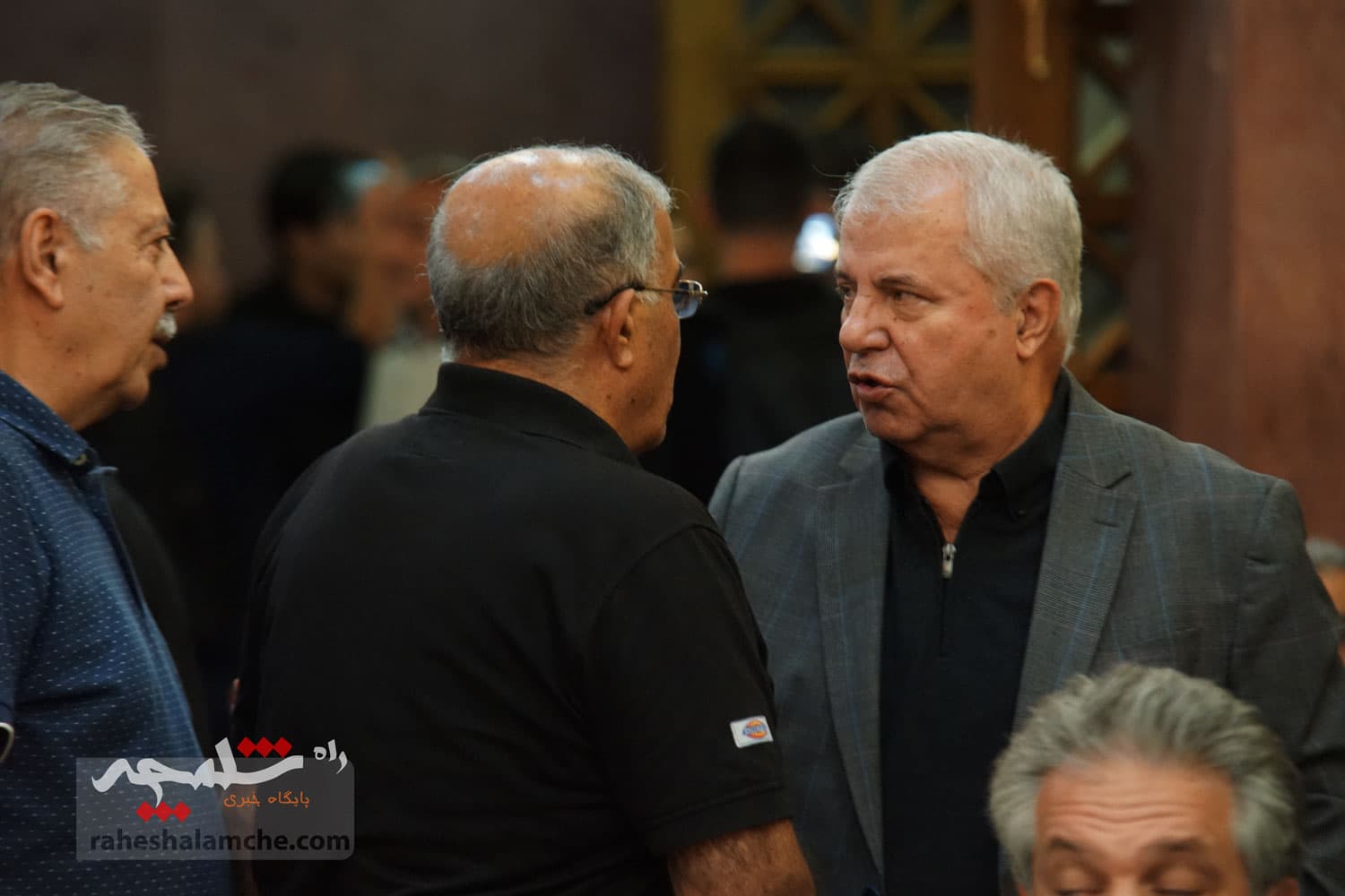 مراسم ختم پدر خداداد عزیزی چه کسانی بودند؟ +تصاویر(1) — تصویر 56