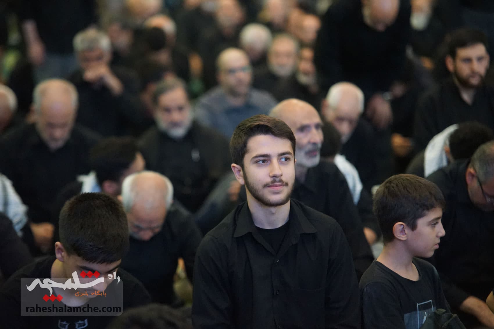 اولین نماز جمعه تهران در ماه محرم برگزار شد +تصاویر — تصویر 17
