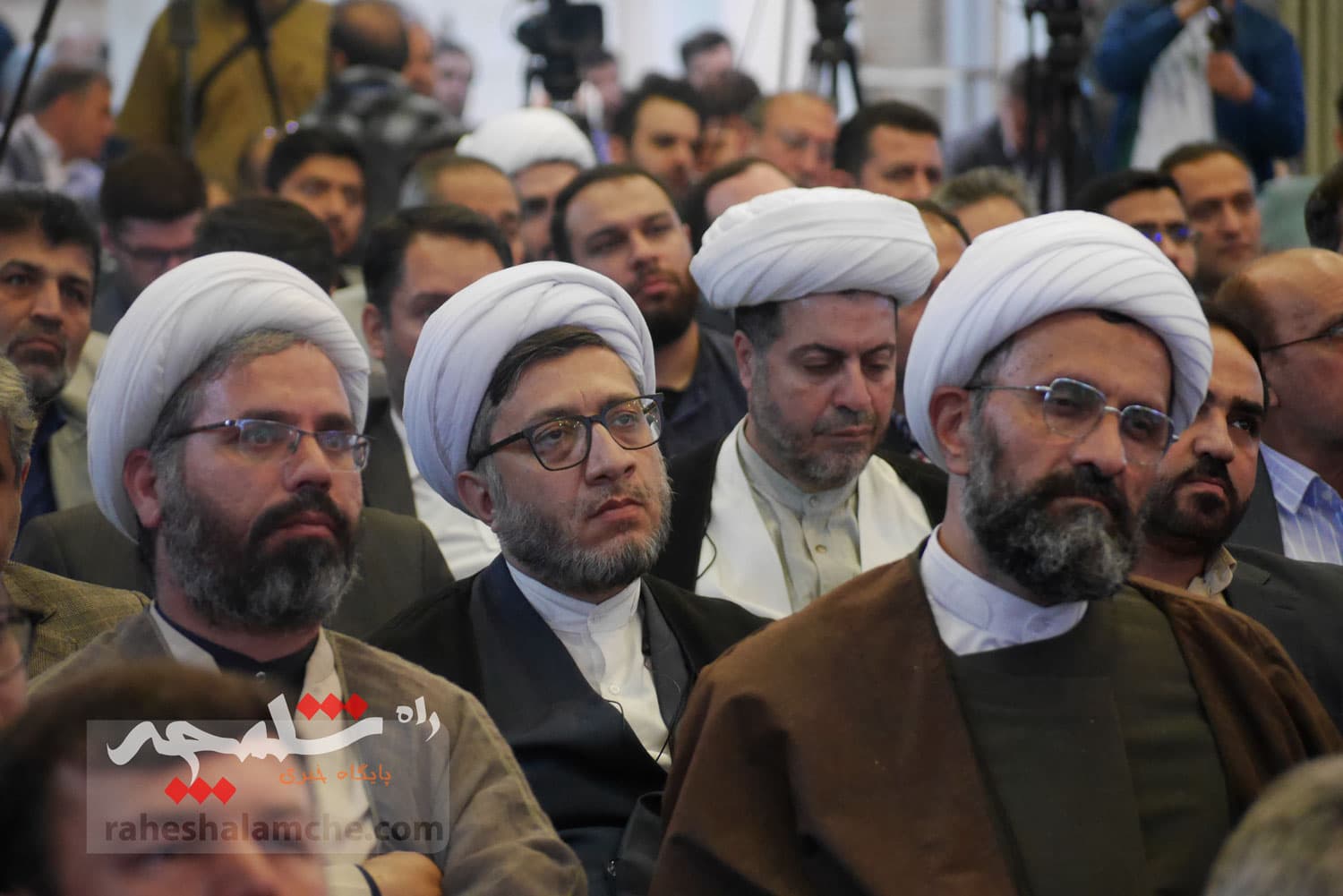 اولین همایش بینالمللی حقوق بشر در رهیافت شرقی برگزار شد — تصویر 123