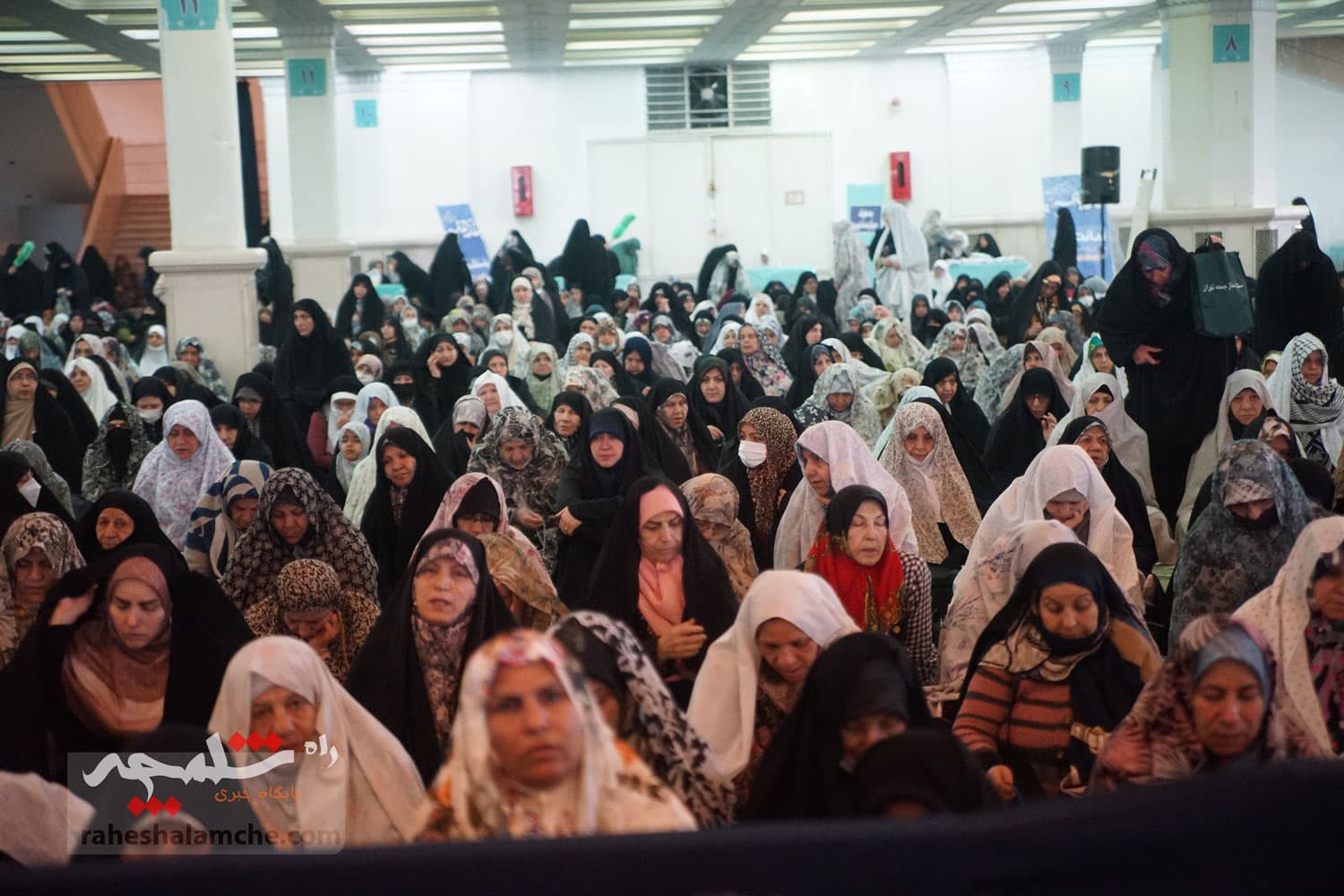 نمازجمعه تهران در روز نیمه شعبان برگزار شد +تصاویر — تصویر 12