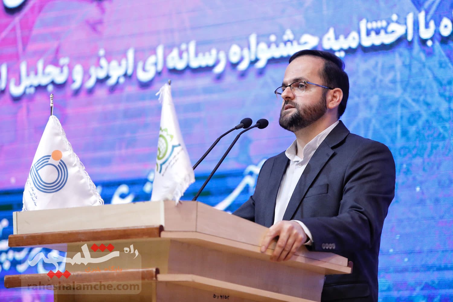 گردهمایی بزرگ فعالان فضای مجازی استان همدان با حضور طحاننظیف +تصاویر — تصویر 11