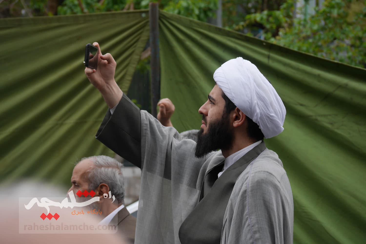نماز جمعه 15 فروردین تهران برگزار شد +تصاویر — تصویر 82