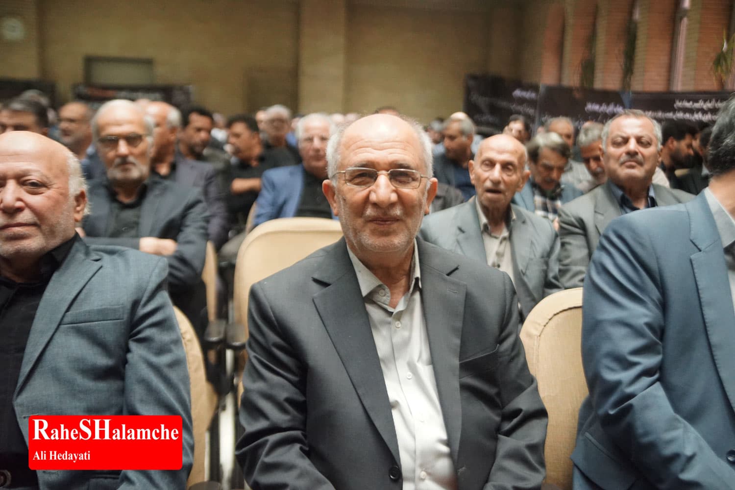 چه کسانی در مراسم ترحیم مادر حداد عادل بودند؟ +تصاویر — تصویر 78