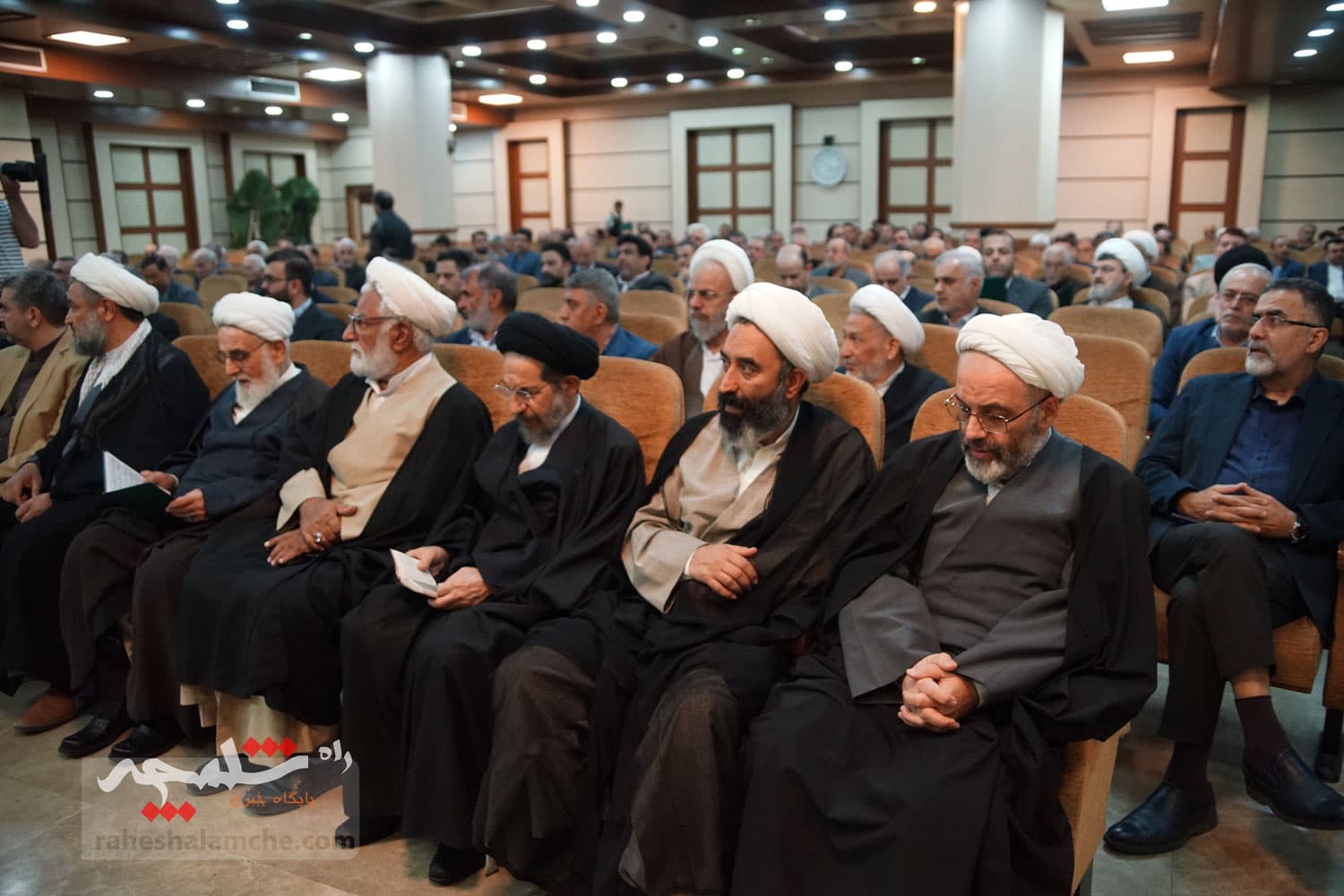 گزارش تصویری اختصاصی راه شلمچه از مراسم ختم حاج حبیبالله پورمحمدی — تصویر 36