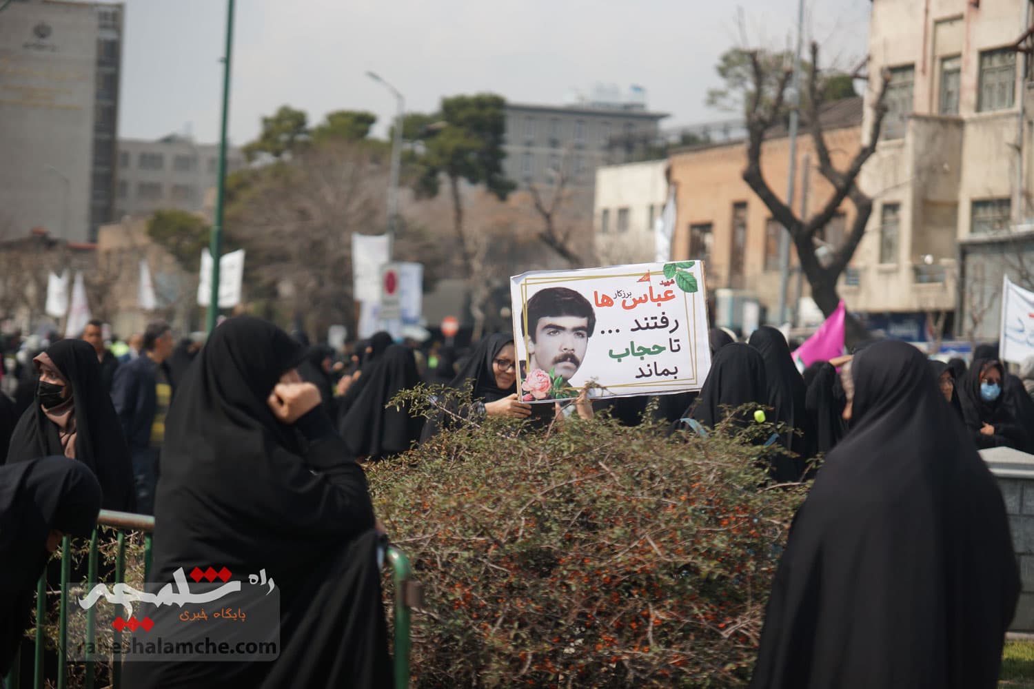 گزارش تصویری از تجمع مردمی امروز حامیان حجاب مقابل مجلس — تصویر 6