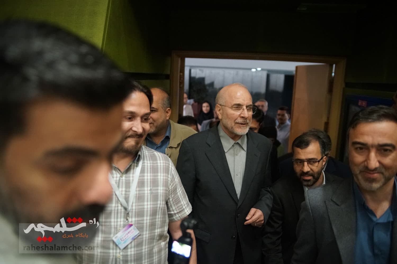 حاشیههای متفاوت امروز صحن علنی مجلس +تصاویر — تصویر 98