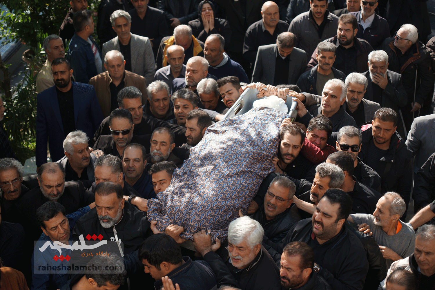 پیکر علیاکبر سفیدگران تشییع شد +تصاویر — تصویر 67