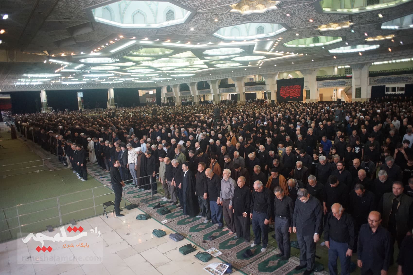 اولین نماز جمعه تهران در ماه محرم برگزار شد +تصاویر — تصویر 51