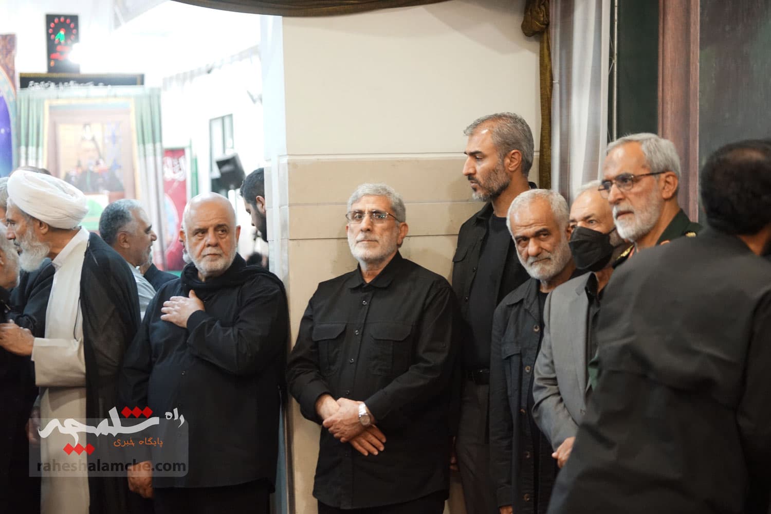 در مراسم اربعین سردار شهید سلامی چه کسانی بودند؟ +تصاویر — تصویر 66
