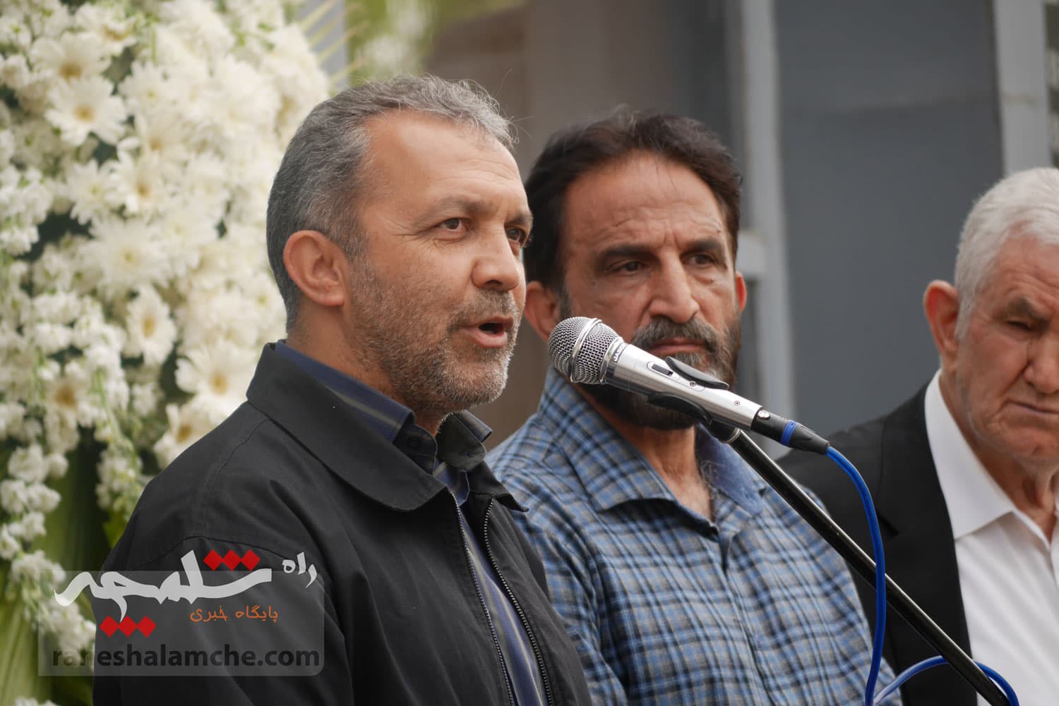 چه کسانی در مراسم تشییع پیکر «عمو ظلی» حضور دارشتند +تصاویر — تصویر 77