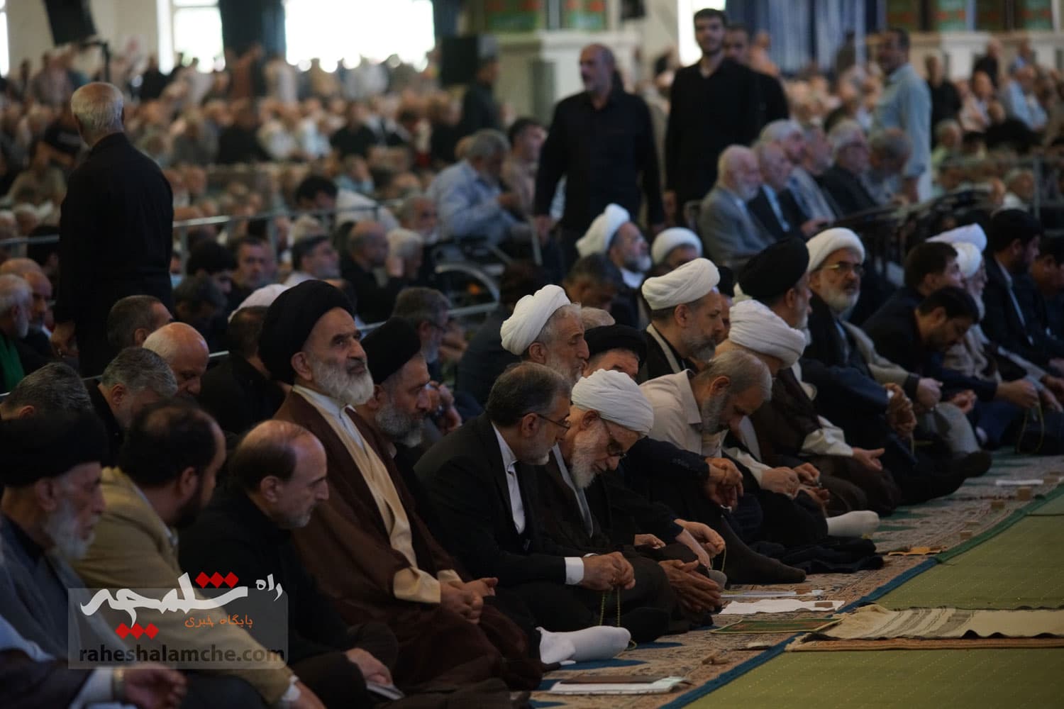 نماز جمعه امروز تهران برگزار شد +تصاویر — تصویر 15