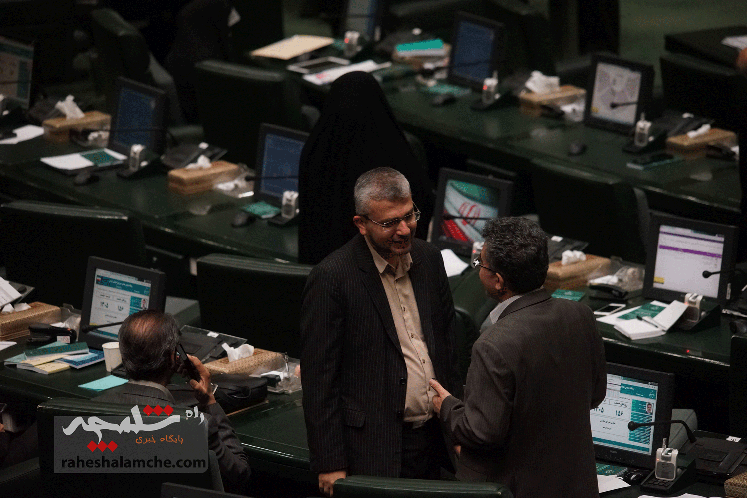 پزشکیان برای دفاع از کلیات بودجه 1404 به مجلس رفت +تصاویر — تصویر 39