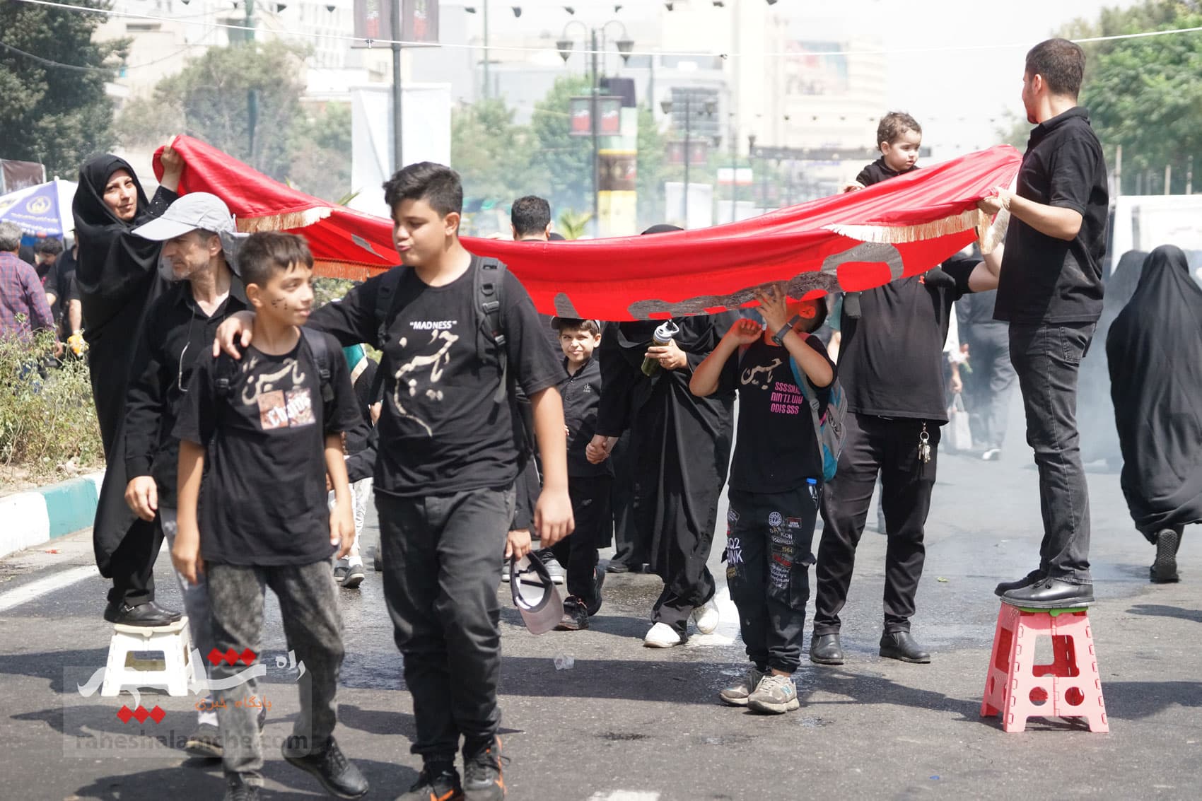جاماندگان پیاده اربعین حسینی در تهران +تصاویر — تصویر 9
