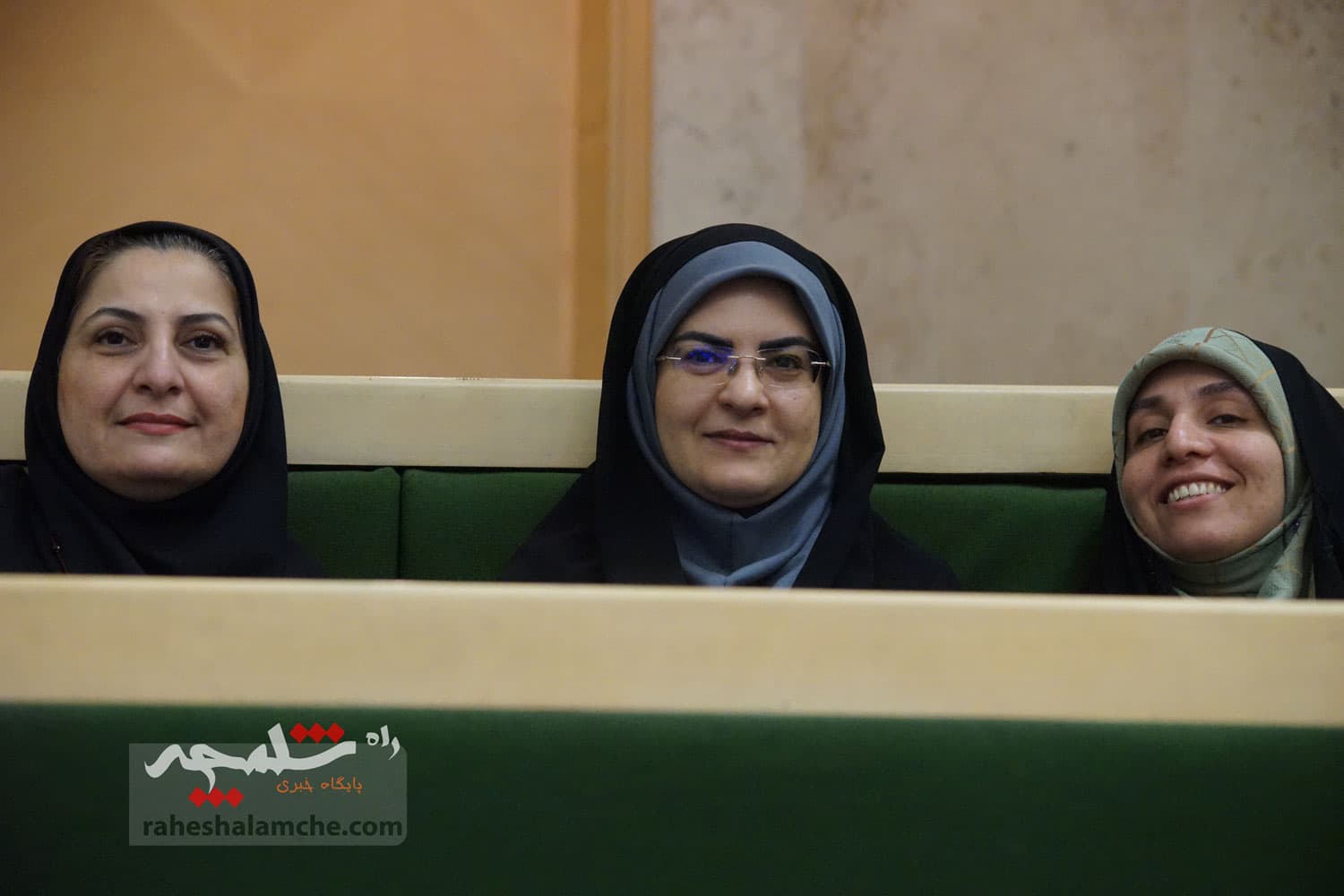 حاشیههای امروز جلسه علنی مجلس +تصاویر — تصویر 18