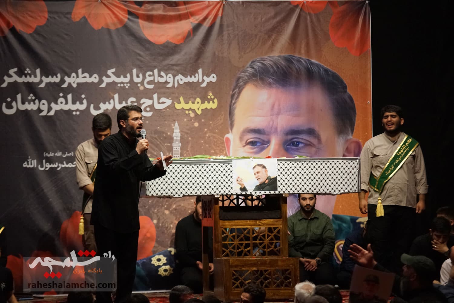 وداع باشکوه با پیکر مطهر شهید راه قدس +تصاویر — تصویر 49