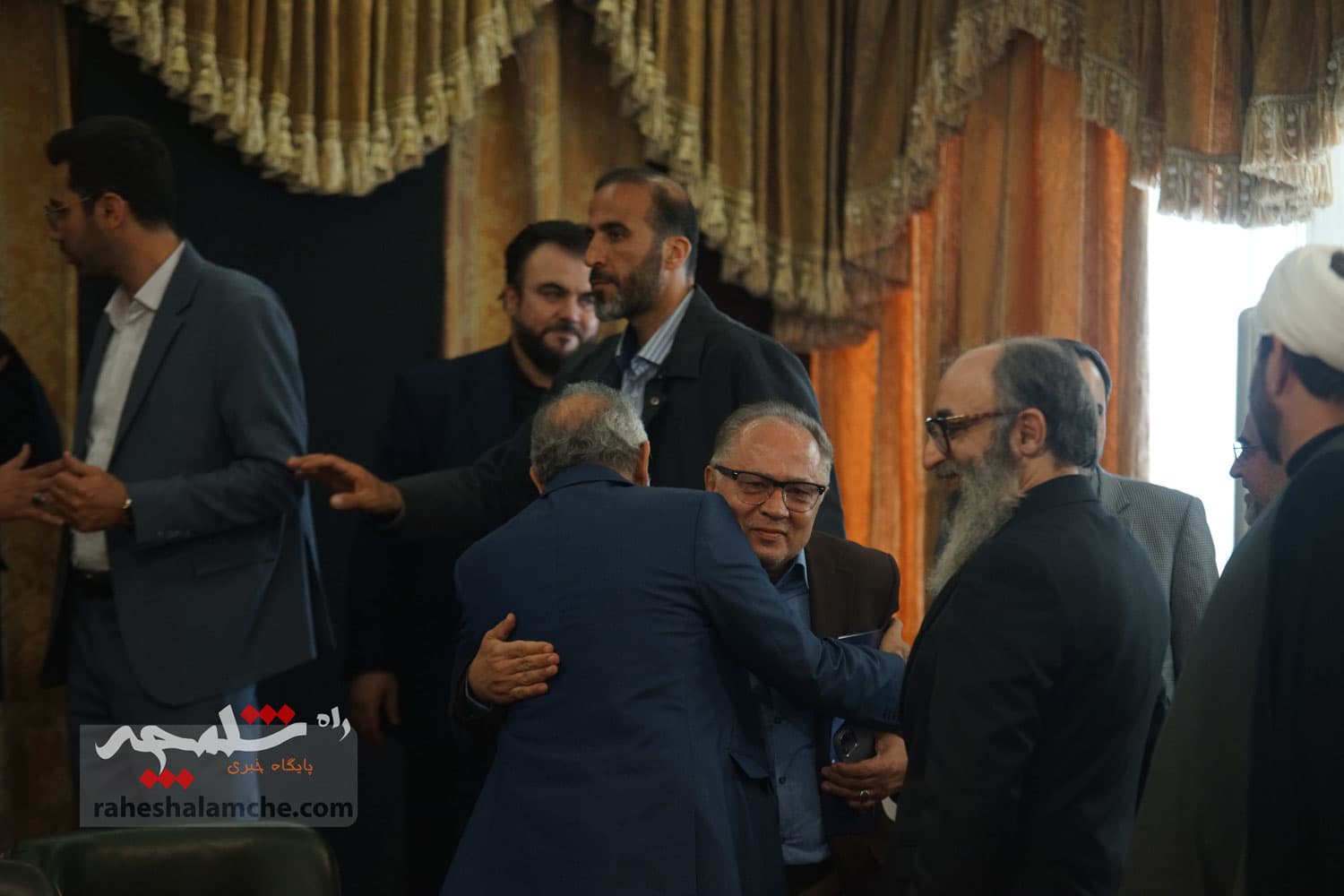 مراسم تودیع و معارفه معاونان جدید و پیشین پارلمانی رئیسجمهور +تصاویر — تصویر 15
