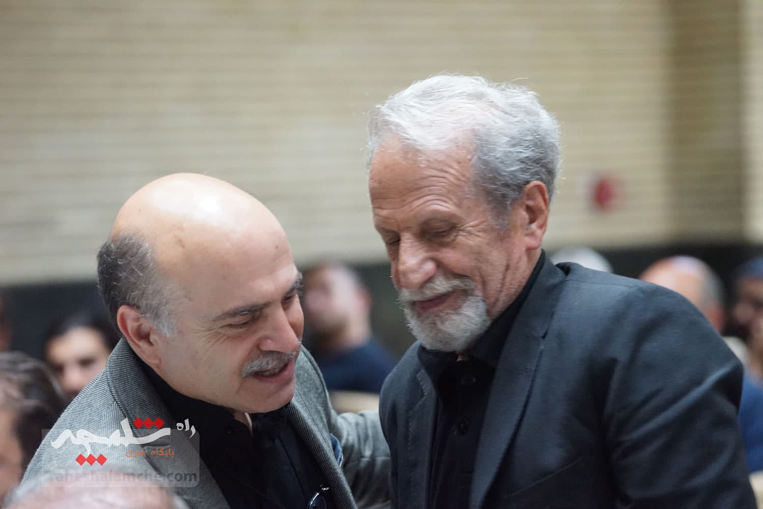 مراسم هفتمین روز درگذشت «محمدرضا درجاتی» +تصاویر — تصویر 72
