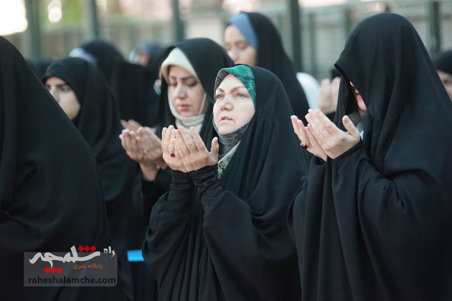 نماز عید قربان در دانشگاه تهران برگزار شد +تصاویر — تصویر 69