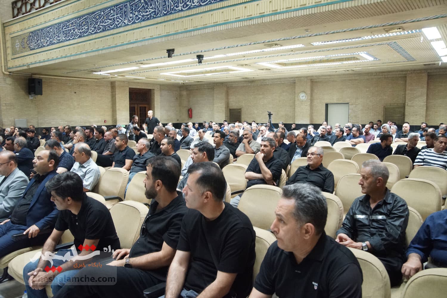 مراسم هفتمین روز درگذشت «محمدرضا درجاتی» +تصاویر — تصویر 51