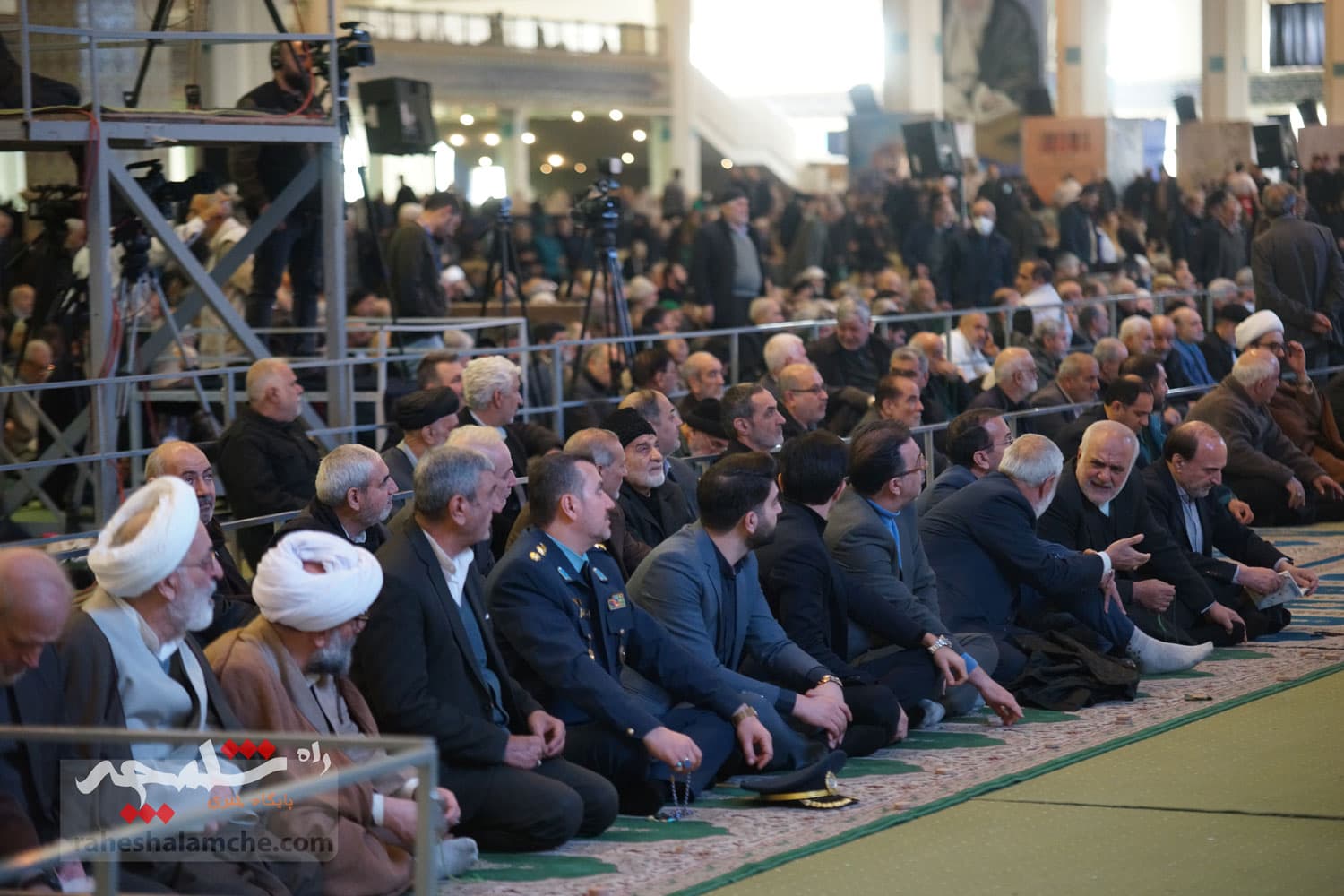 نماز جمعه تهران در آستانه ماه مبارک رمضان برگزار شد +تصاویر — تصویر 17