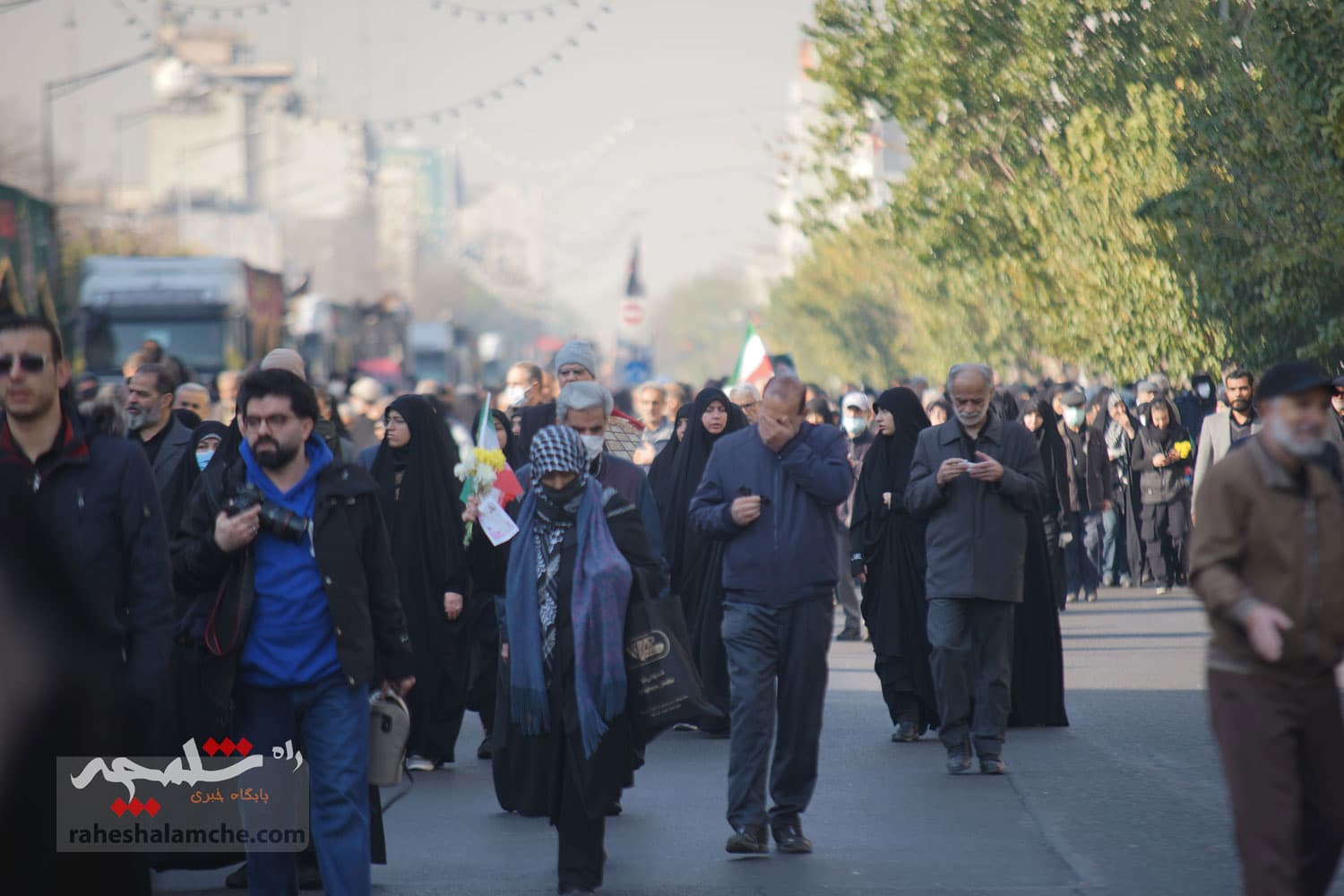 وداع با شکوه مردم ایران اسلامی با شهدای گمنام +تصاویر — تصویر 40