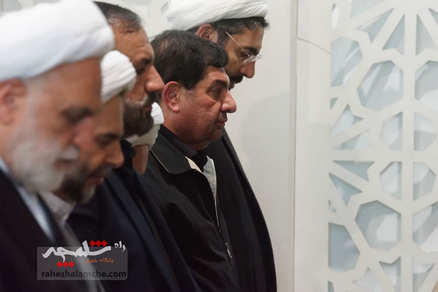نماز جمعه تهران برگزار شد +تصاویر — تصویر 45