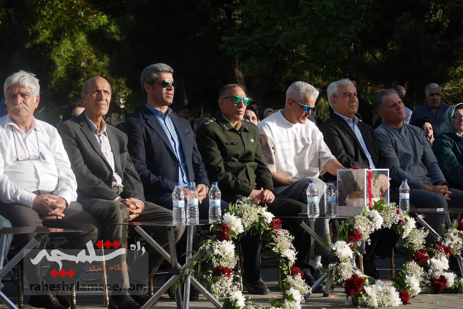 مراسم استقبال از کوهنوردان اورست در چشمهعلی شهر ری +تصاویر — تصویر 37
