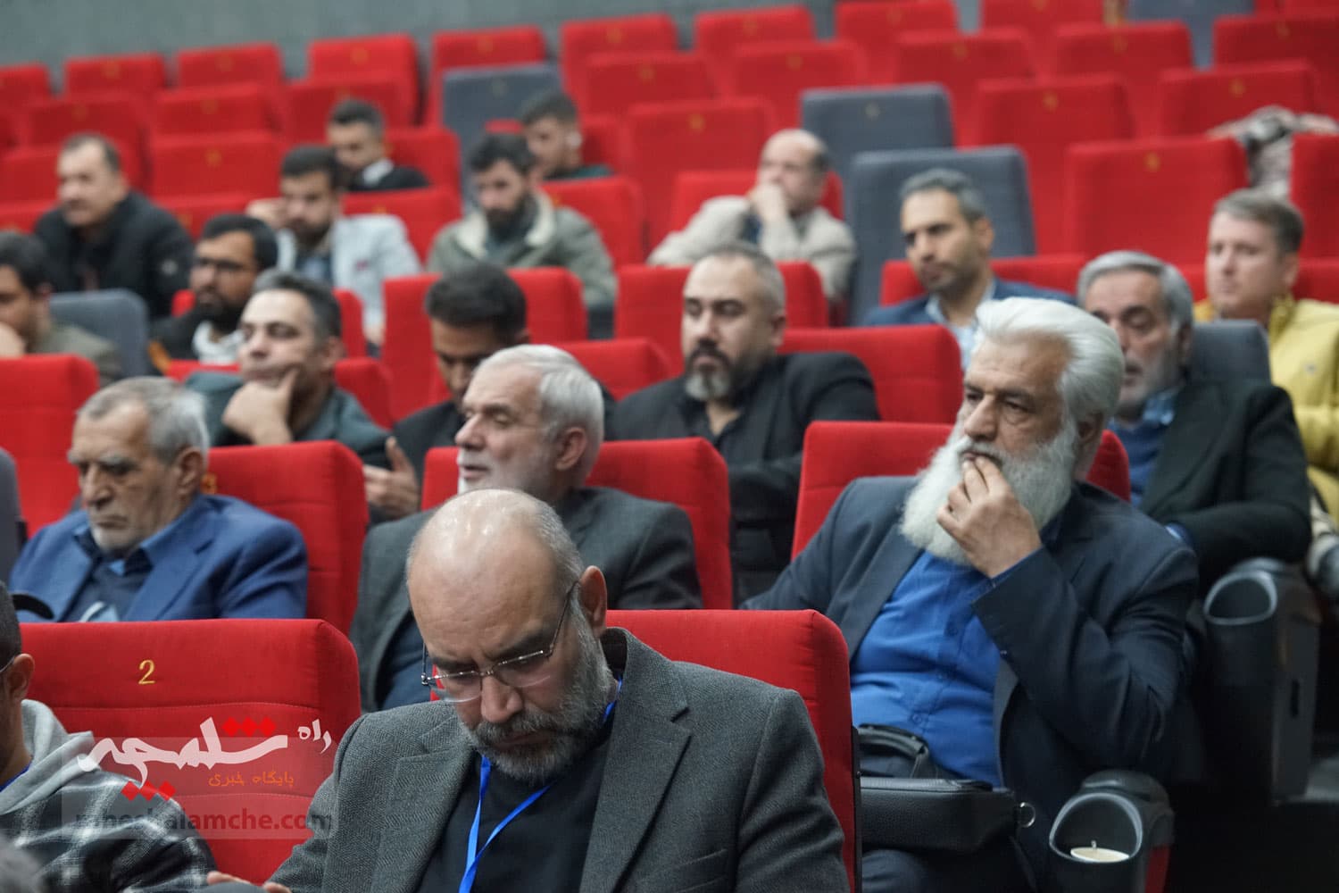 در نشست جمعیت وفاداران انقلاب اسلامی چه گذشت؟ +تصاویر — تصویر 35
