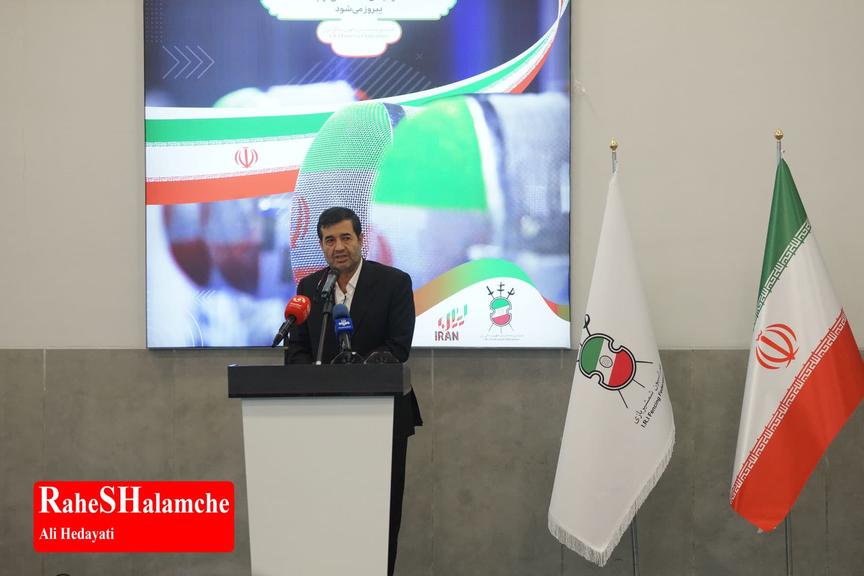 کمپ تیمهای ملی شمشیربازی با حضور وزیر ورزش افتتاح شد +تصاویر — تصویر 39