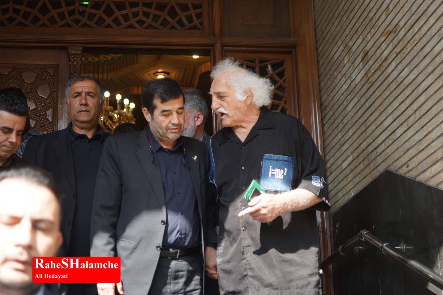 مراسم ختم رضا سوختهسرایی در غیاب مازندرانیها +تصاویر — تصویر 96