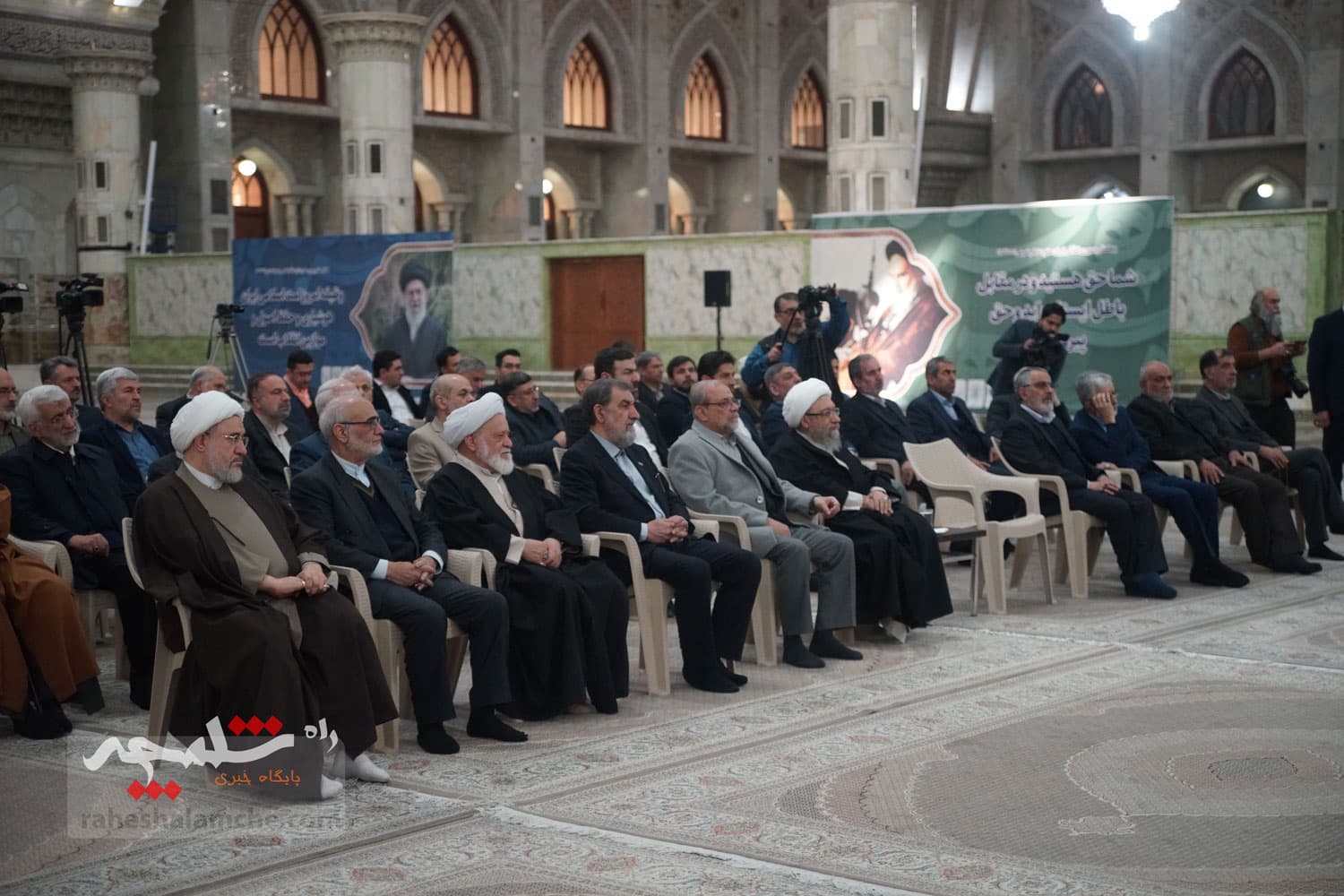 تجدید میثاق اعضای مجمع تشخیص با آرمانهای امام راحل +تصاویر — تصویر 31