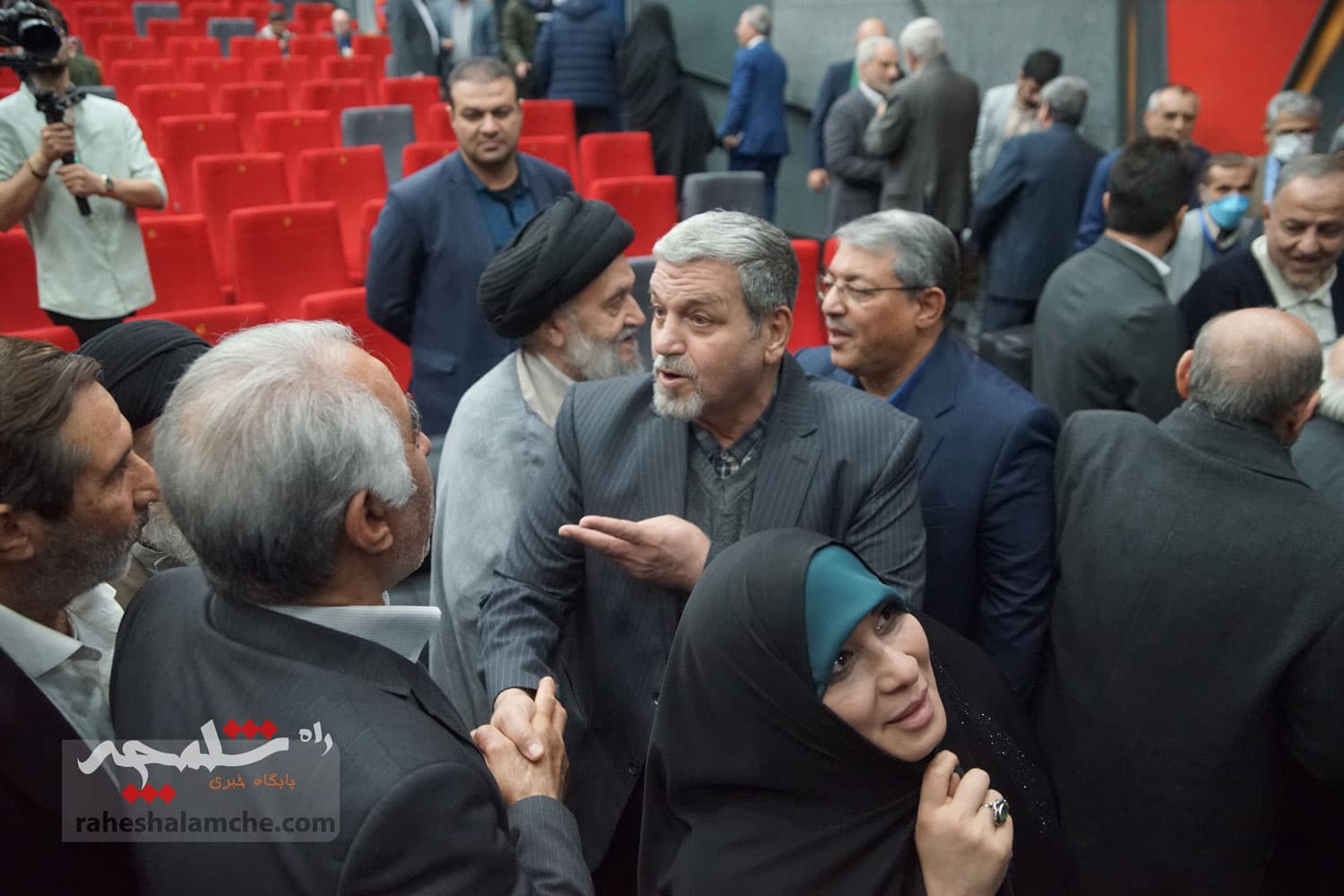 در نشست جمعیت وفاداران انقلاب اسلامی چه گذشت؟ +تصاویر — تصویر 84