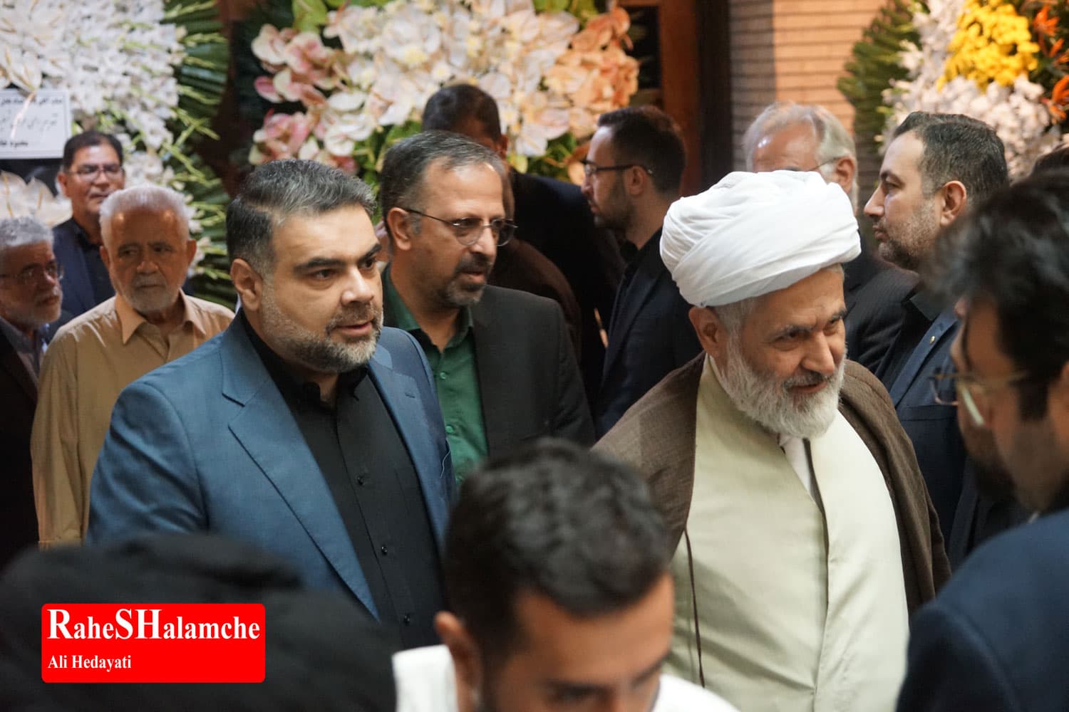 چه کسانی در مراسم ترحیم مادر حداد عادل بودند؟ +تصاویر — تصویر 11