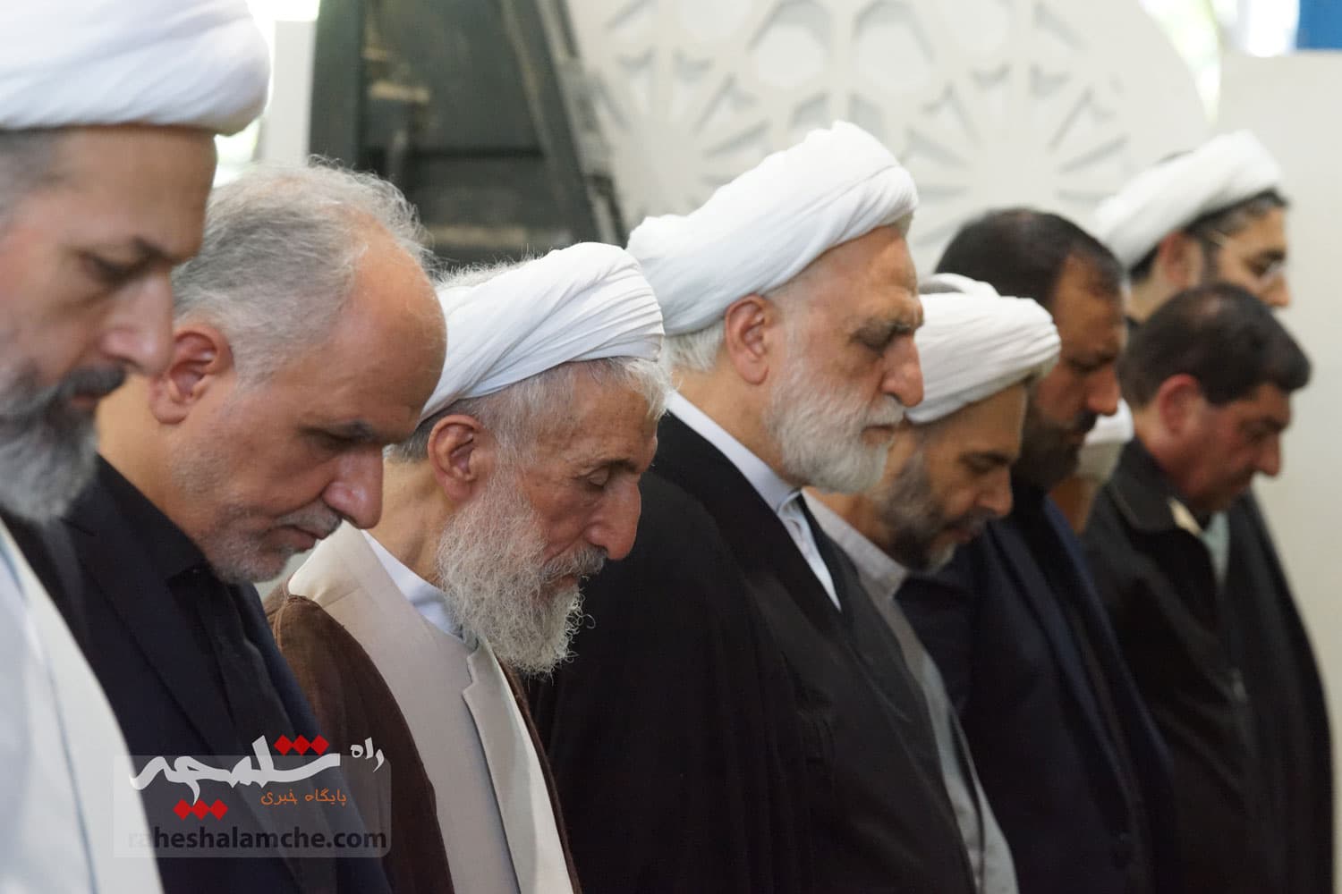 نماز جمعه تهران برگزار شد +تصاویر — تصویر 46