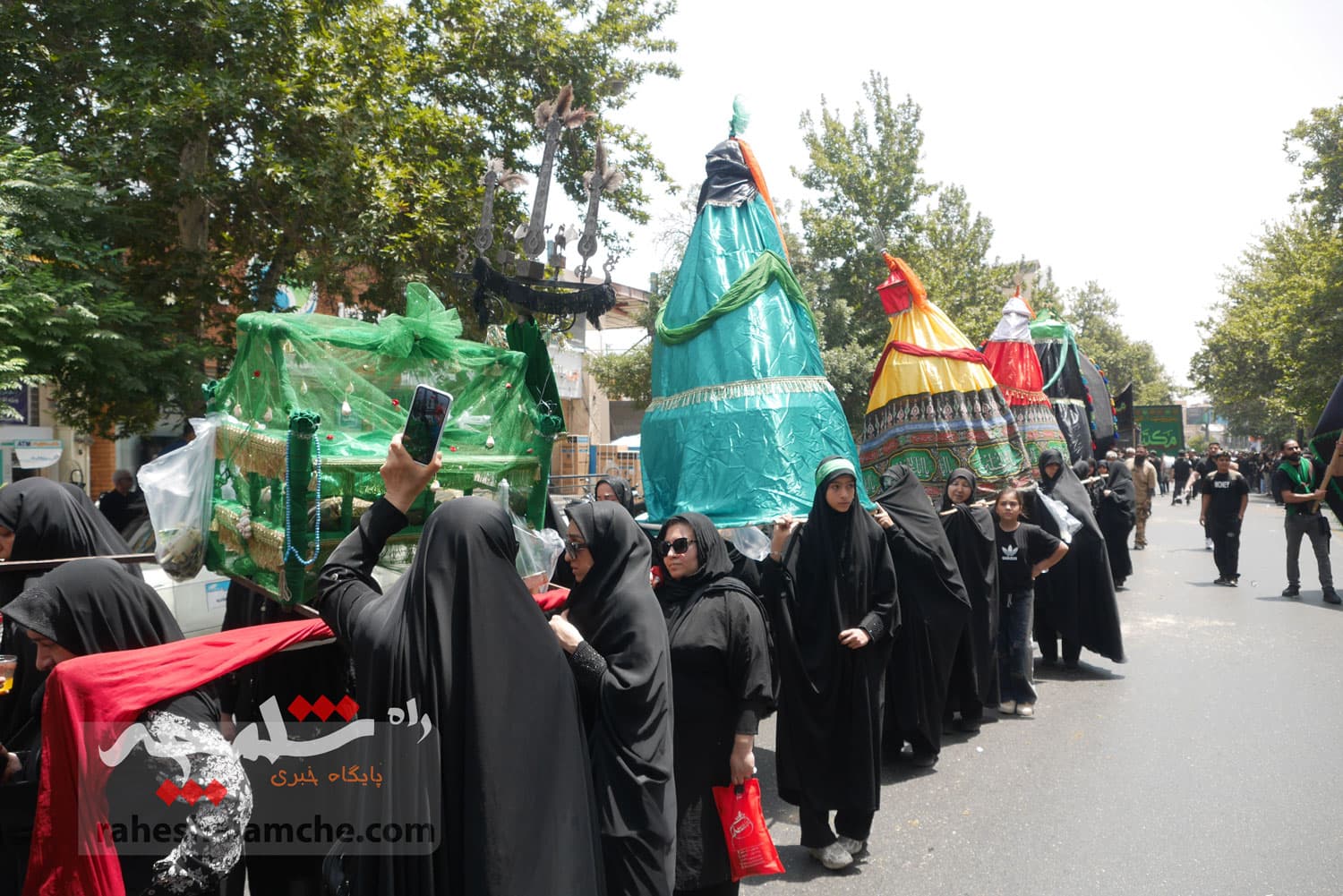 دسته عزادارای خاص در تهران +تصاویر — تصویر 75