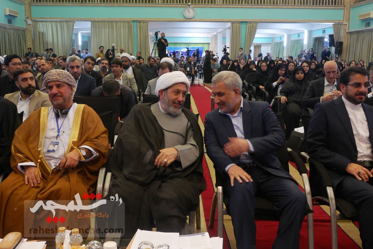 اولین همایش بینالمللی حقوق بشر در رهیافت شرقی برگزار شد — تصویر 94