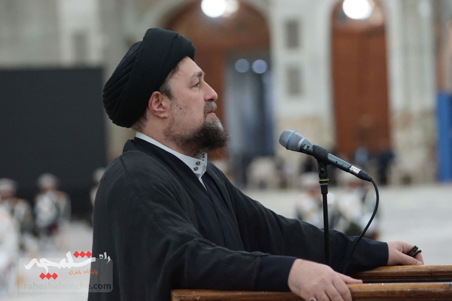 حضور نمایندگان مجلس در حرم امام خمینی(ره) +تصاویر — تصویر 38