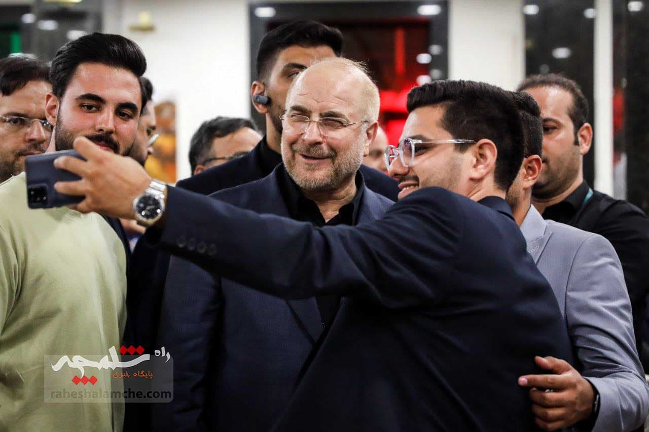 دورهمی خیلی صمیمانه خبرنگاران با قالیباف +تصاویر — تصویر 16