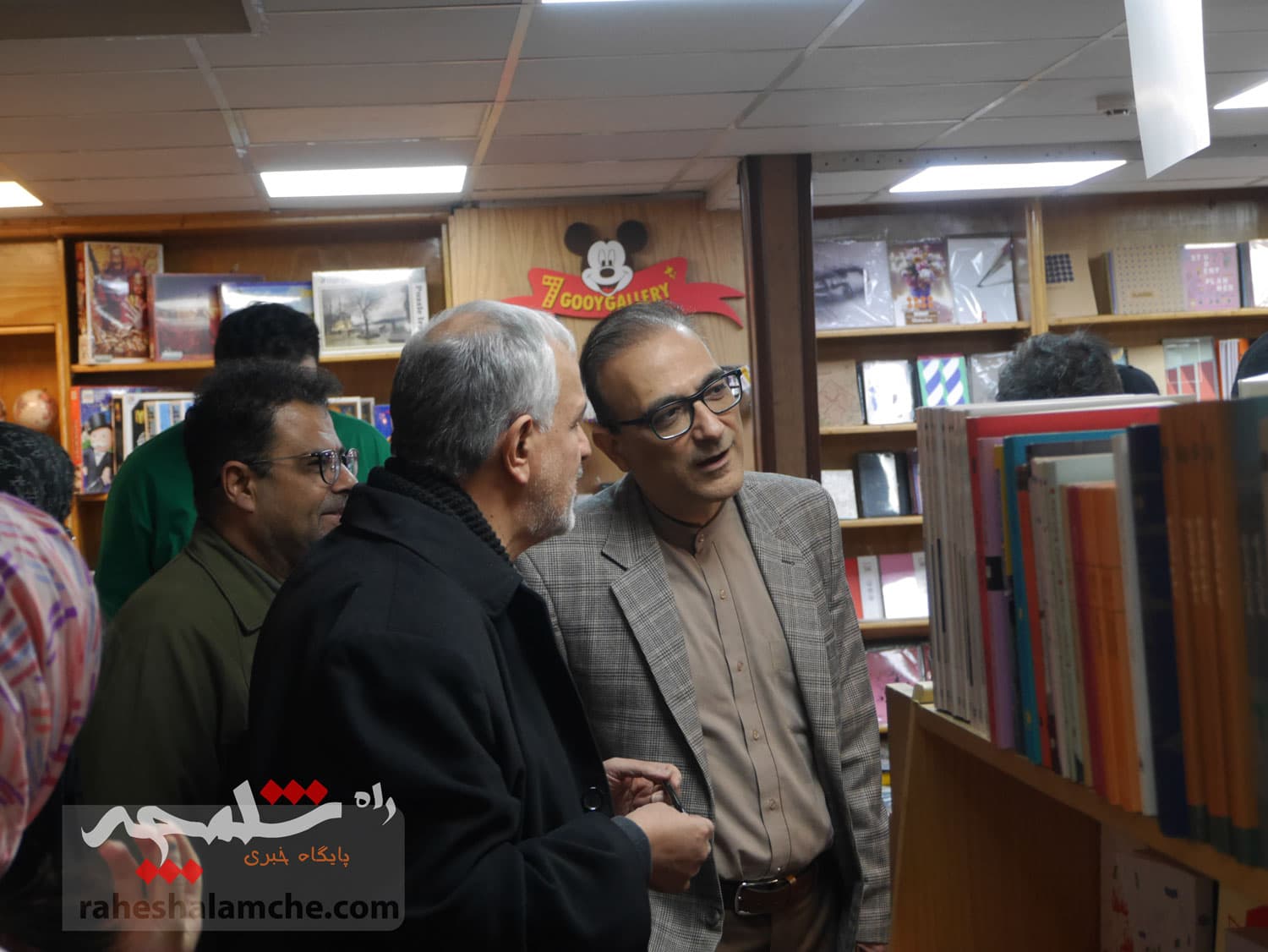 آغاز آئین «کتابگردی» در تهران +تصاویر — تصویر 55